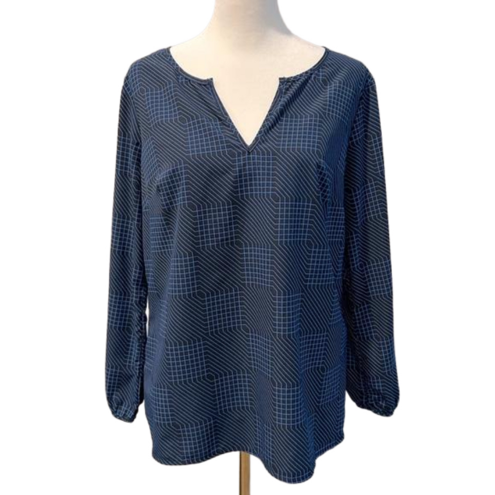 Merona V-Neck Long Sleeve Top, Blue and Navy. Size Medium